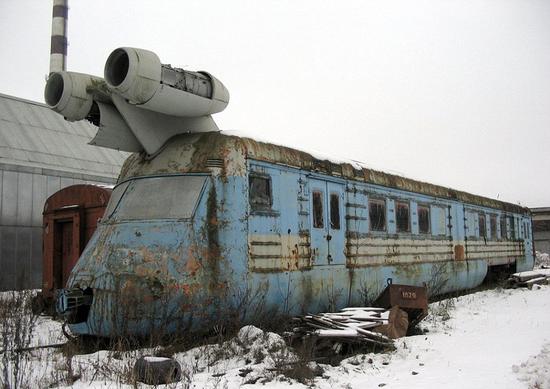 摄影师拍废弃苏联火车 满满历史感