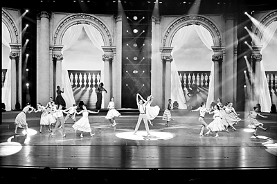 古巴李斯特阿隆索舞团参加中拉年开幕式演出