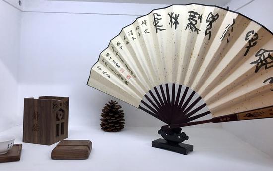 来自中国文字博物馆的扇子