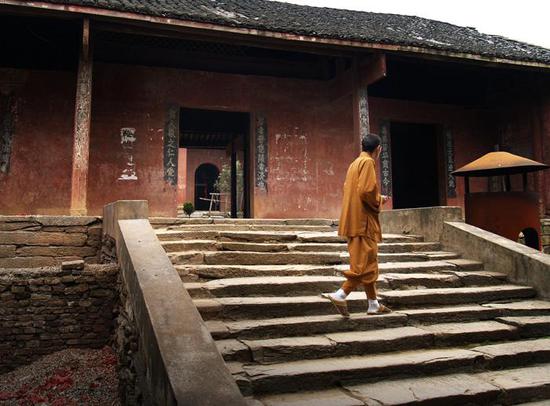 不周山上的千年古刹浮邱寺